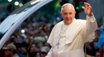 البابا سيدعو أوروبا المأزومة إلى الانفتاح على الأجانب