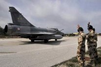 فرنسا تنشر 6 طائرات ميراج في الاردن ضمن الائتلاف ضد داعش