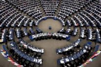 الاتحاد الاوروبي يحض باكستان على الغاء قانون التجديف