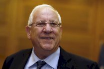 الرئيس الاسرائيلي يقاطع مغنيا بسبب اصداره اغنية معادية للعرب