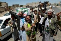 الحوثيون يسيطرون على منزل شيخ آل الاحمر بشمال صنعاء