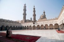 الأزهر: داعش والإخوان جماعات إرهابية