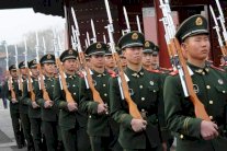 بكين لن تترك مشكلة تايوان بلا حل ولا تستبعد استخدام القوة