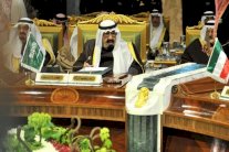 قمة الدوحة تنعقد بين الانجاز والتحديات