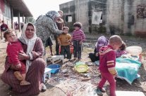 برنامج الأغذية العالمي يعلق مساعداته للاجئين السوريين