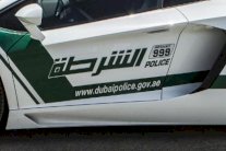 هدايا لمخالفي السرعة بدلًا من معاقبتهم في دبي