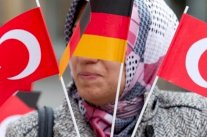 مطالبة الأجانب التحدث بالألمانية في بيوتهم تثير السخرية