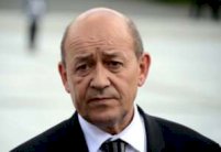 فرنسا تدعو الأفارقة لتنسيق الجهود لمواجهة الجهاديين