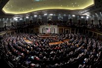 الكونغرس يقرّ قانون الدفاع بموازنة 500 مليار دولار