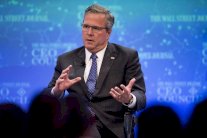 جيب بوش للأميركيين: أفكر في الترشح للرئاسة