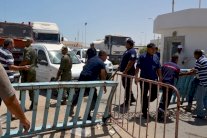 تونس تحمي انتخاباتها بإغلاق معبرين مع ليبيا