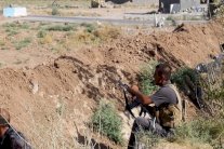 القوات الكردية تبدأ عملية لاستعادة السيطرة على سنجار