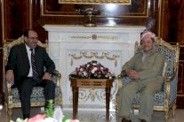 المالكي يتّهم بارزاني بالتواطؤ في احتلال الموصل