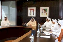 محمد بن راشد: قطاعنا المالي المحرك الأساسي للتنمية