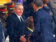 كاسترو لواشنطن: مطلوب احترام نظامنا الشيوعي