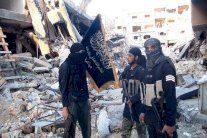 جبهة النصرة استولت على عشرات الدبابات في ادلب