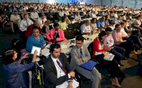 الإمارات تؤكد التزامها بالعمل نحو اتفاق بشأن المناخ