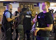 أميركا توقف محتجين على مقتل شاب أسود على يد شرطي أبيض