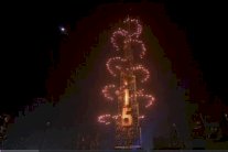 دبي تدخل العام 2015 باحتفالات مبهرة