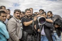 الغارديان تختار مصورا لفرانس برس افضل مصور وكالة 