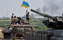 أوكرانيا والانفصاليون يحاولون احياء محادثات السلام