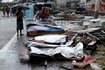 53 قتيلا في العاصفة الاستوائية في الفيليبين