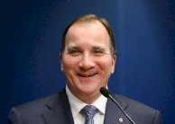 حكومة السويد تتوصل لاتفاق مع المعارضة يجنبها انتخابات