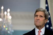 كيري من ميونيخ: العقوبات ضد إيران باقية