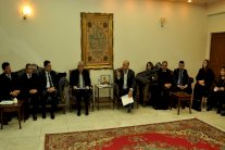 مساعدو طالباني يدعون لتنازلات متبادلة ترمم شروخ قيادة حزبه