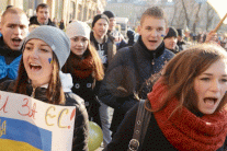 أوكرانيا تفجّر الحروب الكلامية بين موسكو وواشنطن 