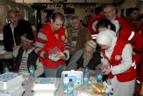 دمشق ومعارضون يتبادلون الاتهام بخرق الهدنة في حمص القديمة