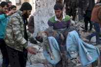 250 قتيلاً في 5 ايام من القصف بالبراميل المتفجرة على حلب 