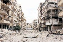 26 قتيلًا في قصف جوي بالبراميل المتفجرة على حلب ونزوح مكثف