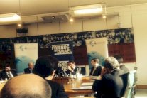 أثنار: إسرائيل الديمقراطية الوحيدة في الشرق