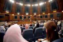 نواب العراق يلتفون على القضاء والمطالب الشعبية ويقرون لأنفسهم تقاعدًا سخيًا