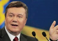 البيت الأبيض يندد بأعمال العنف المشينة في كييف