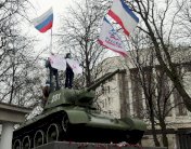 السلطات الاوكرانية تستعيد السيطرة على مطاري القرم 