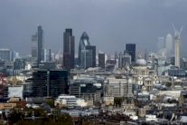 الاقامة الدائمة في بريطانيا متوافرة بالمزاد لمن يدفع أكثر