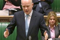 بريطانيا تدعو روسيا وإيران للضغط على بشّار