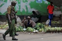 كينيا تعزز دفاع المطارات تحسبا لهجوم يشنه اسلاميون