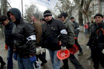 وزير الداخلية الأوكراني يتهم روسيا بعملية اجتياح في القرم 