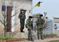 برلمان القرم يصوت بالإجماع لصالح الإنضمام الى روسيا