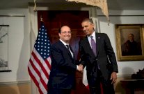 اوباما وهولاند ينويان اتخاذ اجراءات جديدة بحق روسيا