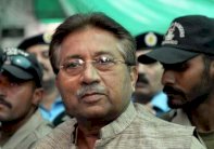 مشرف يطلب مجددا مغادرة باكستان