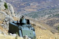 جبل الشيخ: عملية لحزب الله أم صواريخ سورية بالخطأ؟