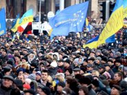 تظاهرتان في وارسو ولندن ضد التدخل الروسي في القرم 