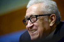 الإبراهيمي: اجراء انتخابات رئاسية في سوريا سيعرض مفاوضات السلام للخطر