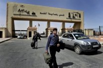 ليبيا تتخذ اجراءات لتنظيم حركة العبور مع جارتيها مصر وتونس