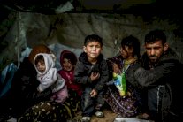 اللاجئون السوريون يفقدون الأمل في العودة