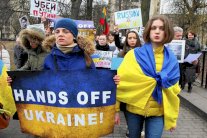 عشرات الاف المتظاهرين في موسكو احتجاجا على